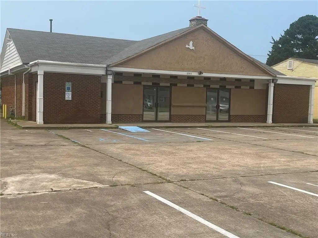 2203 Andrews Blvd, Hampton, VA 23663-1003