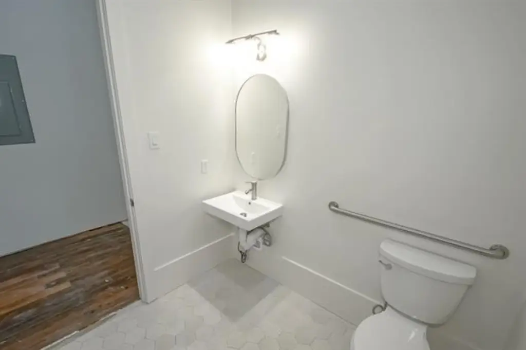 Picture 9