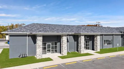 Route 41 Retail/Office Opportunity