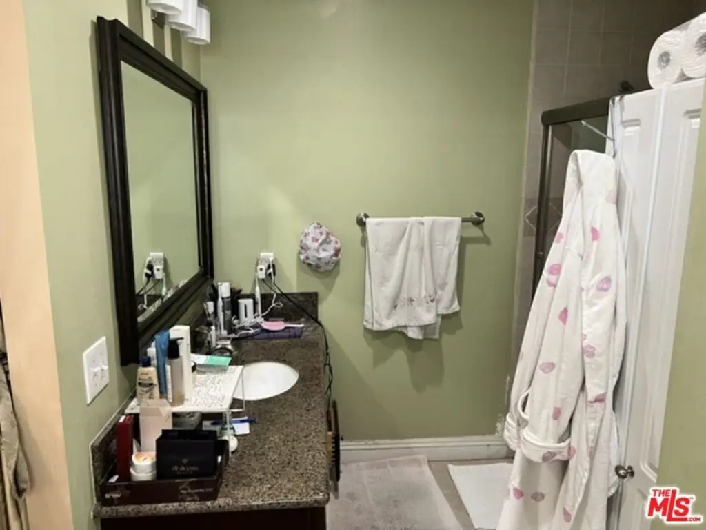 Picture 19