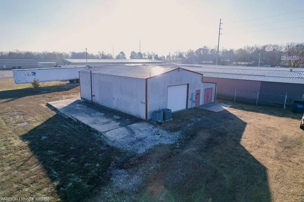 850 Industrial Park Rd, Muldrow, OK 74948