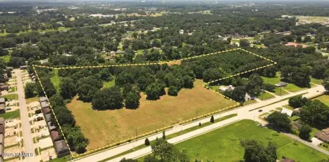 Commercial Land with Oak Trees