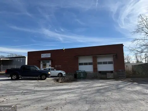 Decatur Warehouse with Loading Docks