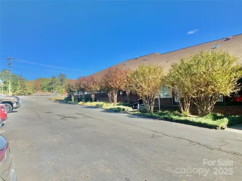 Commercial Condo on Highway 49