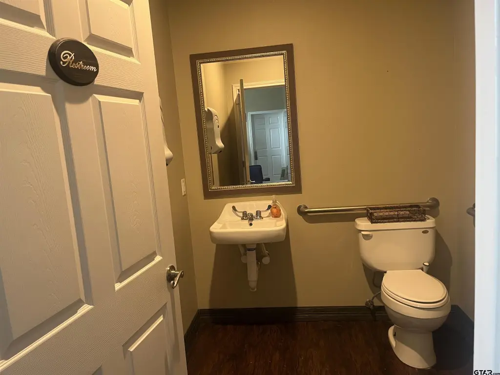 Picture 4