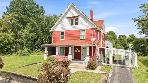 Updated Duplex With Separate Utilities