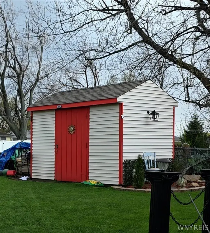 Picture 4