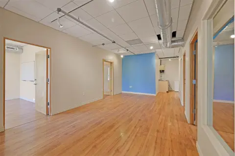 Office Suite with Five Offices