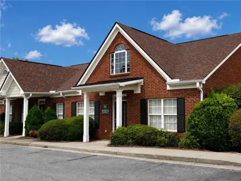 Corner Office Suite in Professional Park