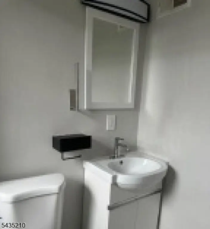 Picture 3