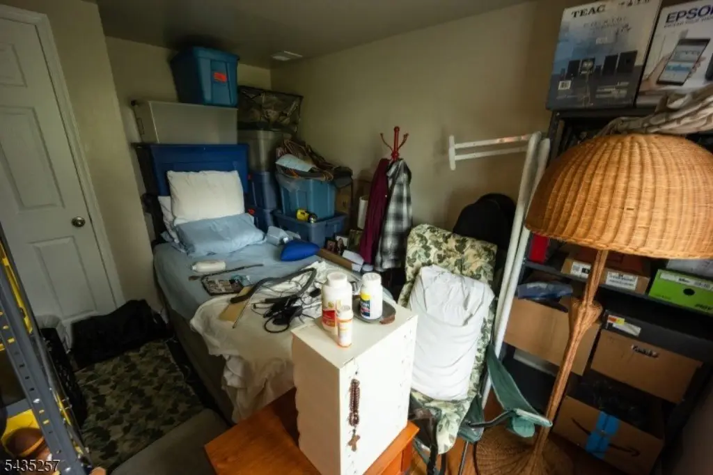 Picture 19