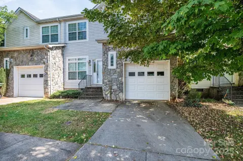 Four Townhomes in Newton, NC