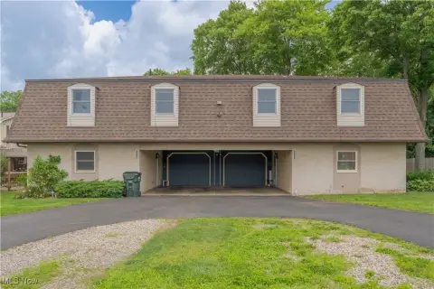 Spacious Duplex in Louisville, OH