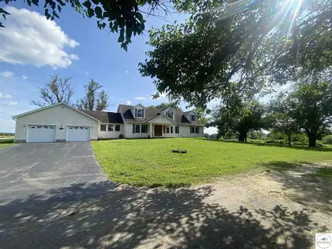 Lowry City Acreage with Home