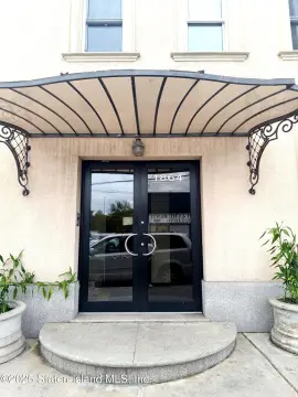 Renovated Commercial Space For Rent