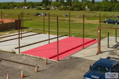 Warehouse with Compact Office Space