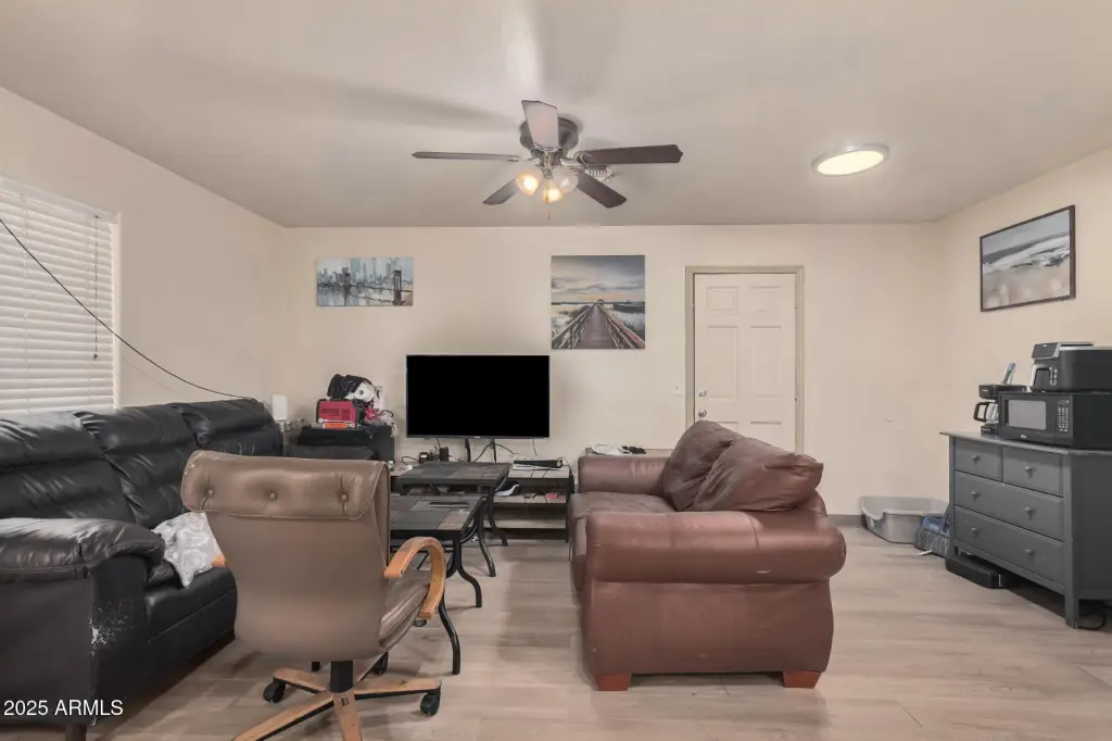Picture 16