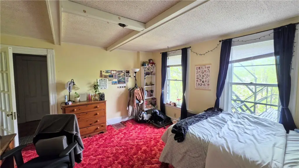 Picture 10