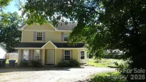 Duplex with Large Backyard