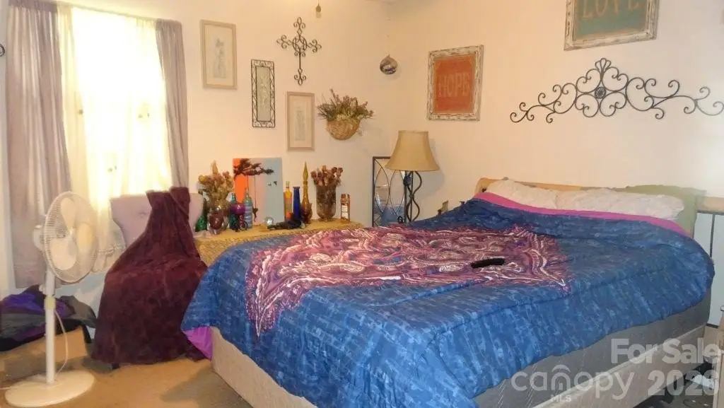 Picture 4