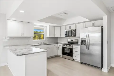 Renovated Beachside Quadplex