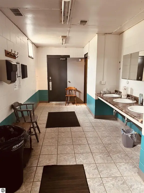 Picture 19