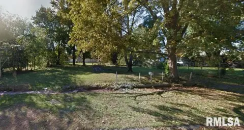 Residential Land in Carmi, Illinois