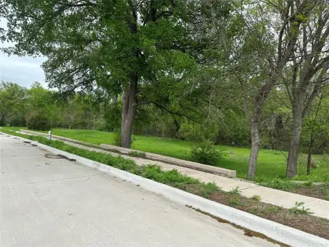 Residential Land in Booming Area