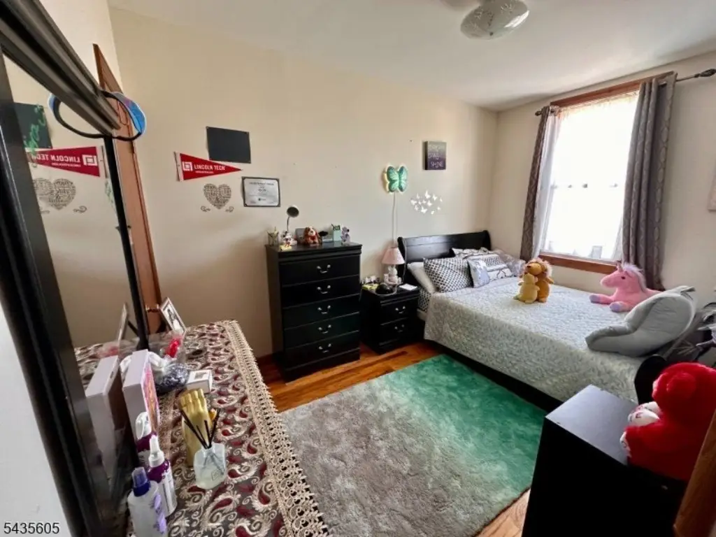 Picture 11