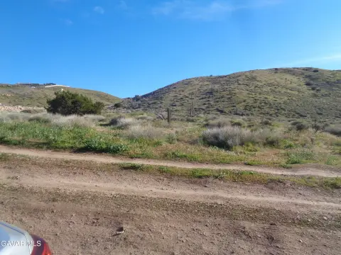 Palmdale Land with Valley View