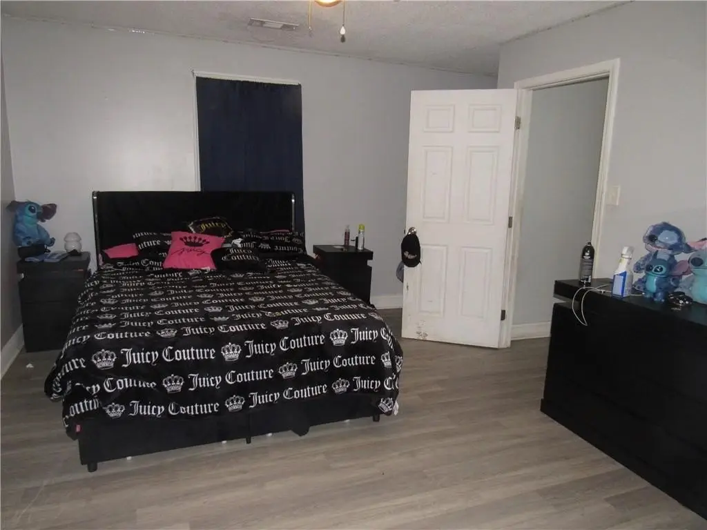 Picture 37