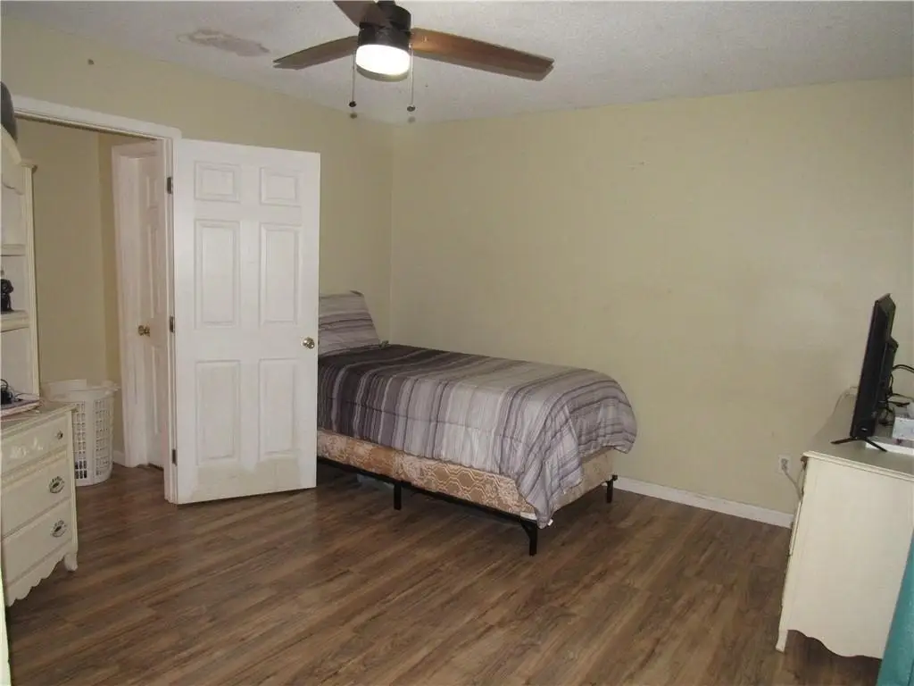 Picture 19