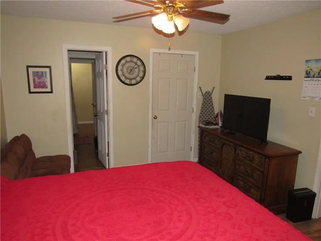 Picture 12