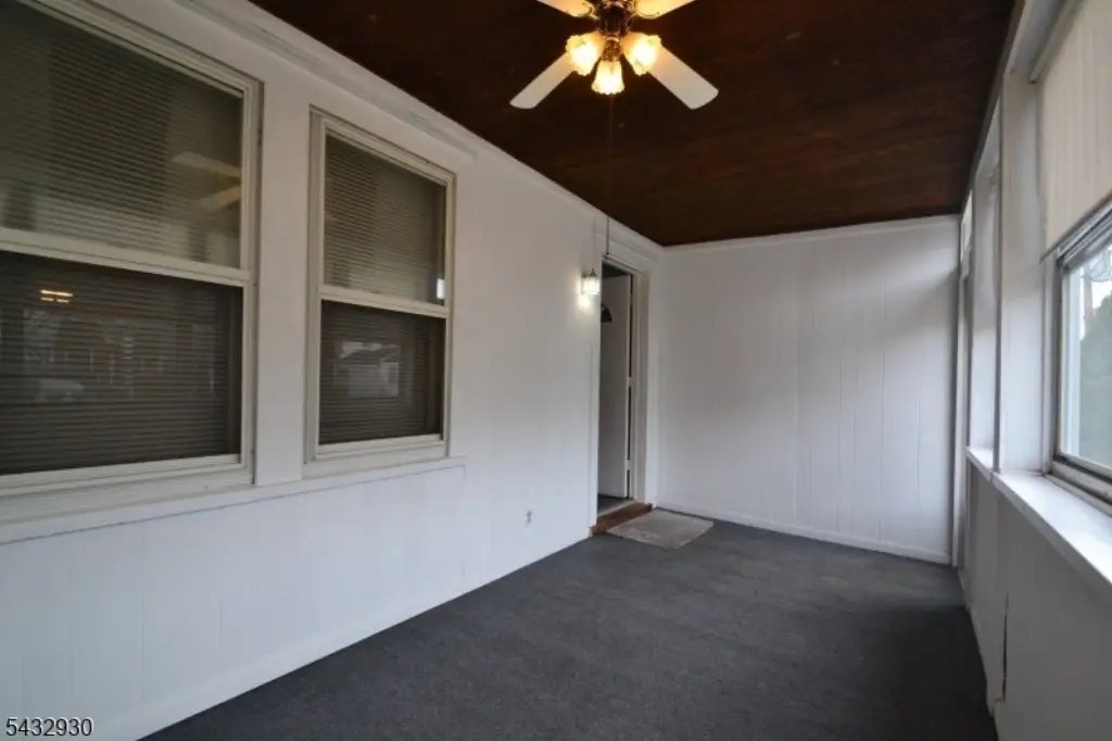 Picture 11