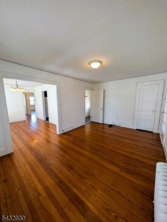 Picture 30