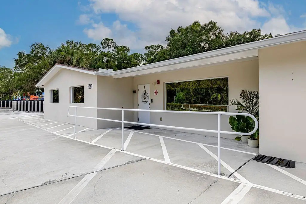 Picture 3