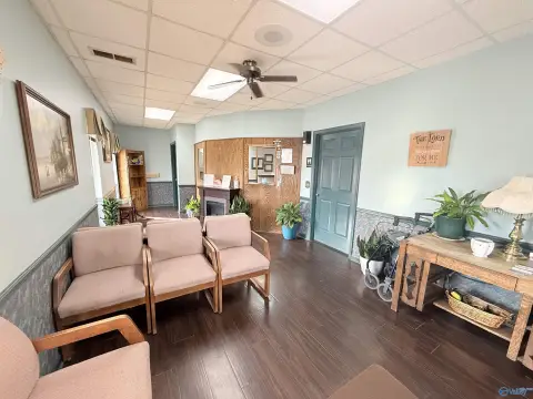 Mixed-Use Property in Arab, AL