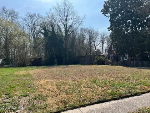 Vacant Lot in Elizabeth City