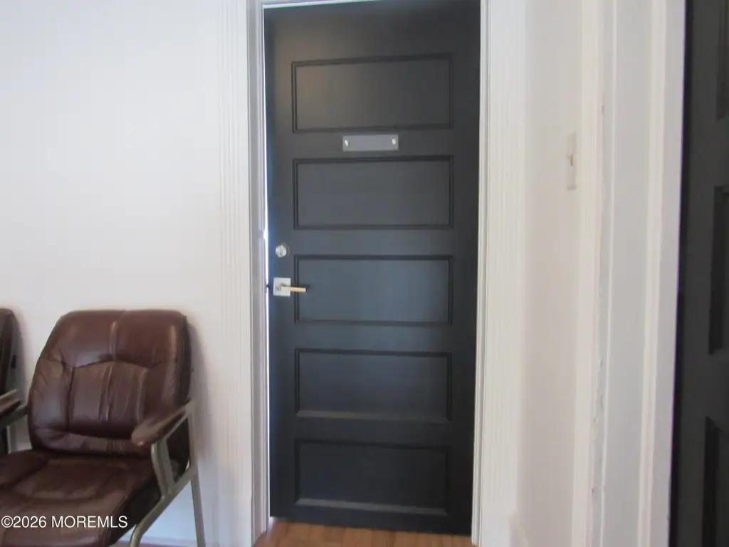 Picture 8