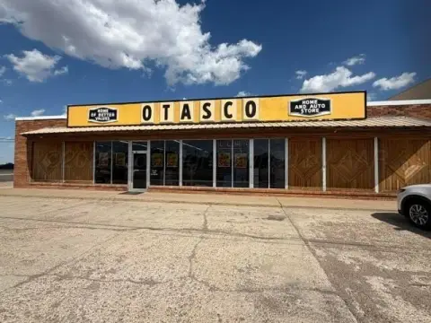 Corner Retail and Service Building