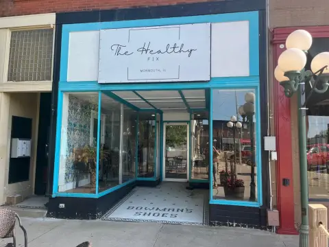 Commercial Space in High Traffic Area