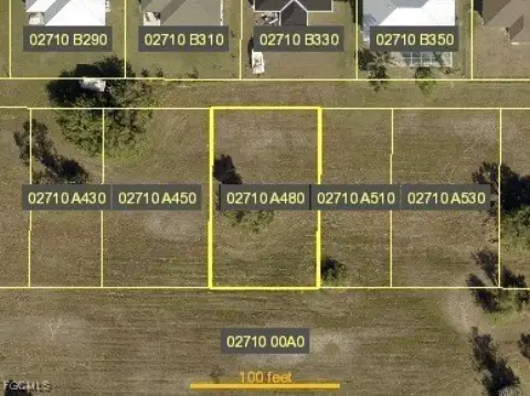 Commercial Lot in Growing Area