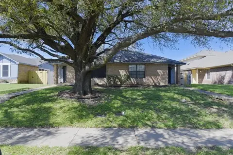 Lancaster Duplex Investment Opportunity