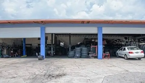 St. Petersburg Retail with Garage