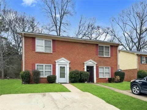 Duplex with Updated Kitchen