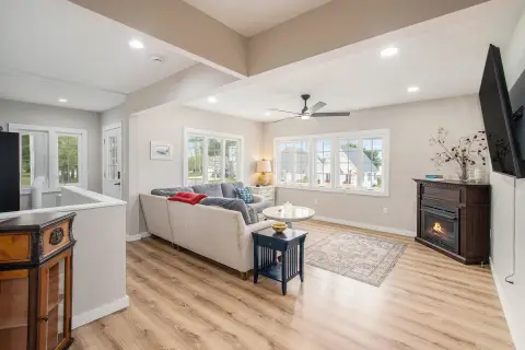 Renovated Lakefront Triplex in Onekama