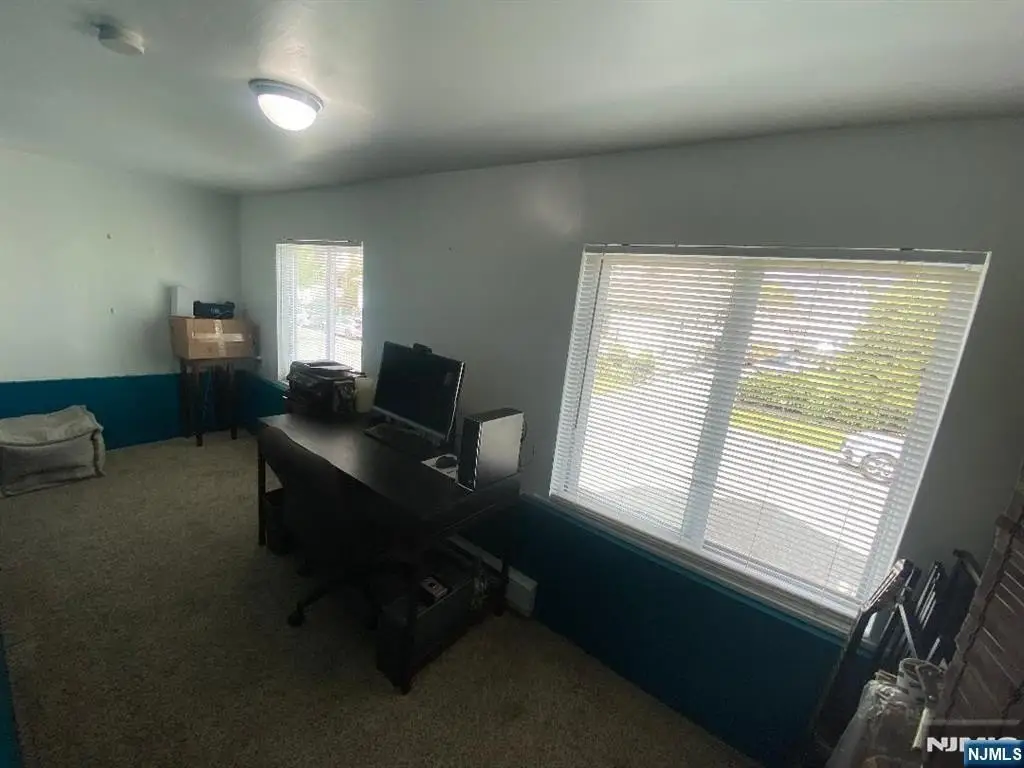 Picture 11