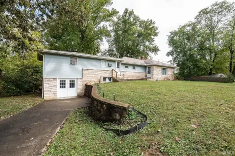 Ellettsville Duplex: Investment Opportunity