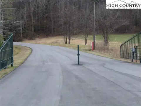 Traphill Land with Golf Course View