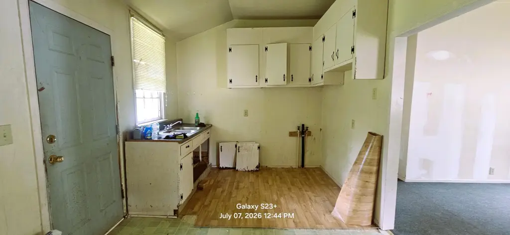 Picture 5